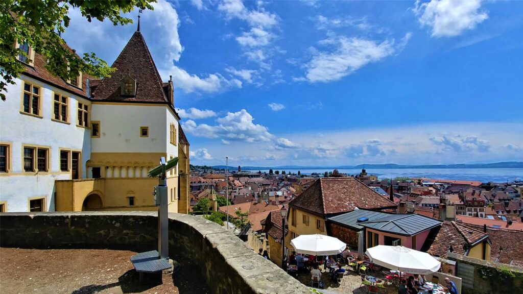 Visiter la vieille ville Neuchâtel